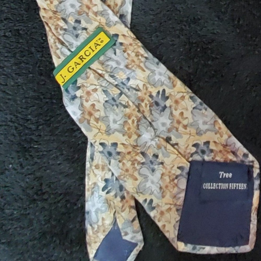 Jerry Garcia tie from collection Fifteen called Tree